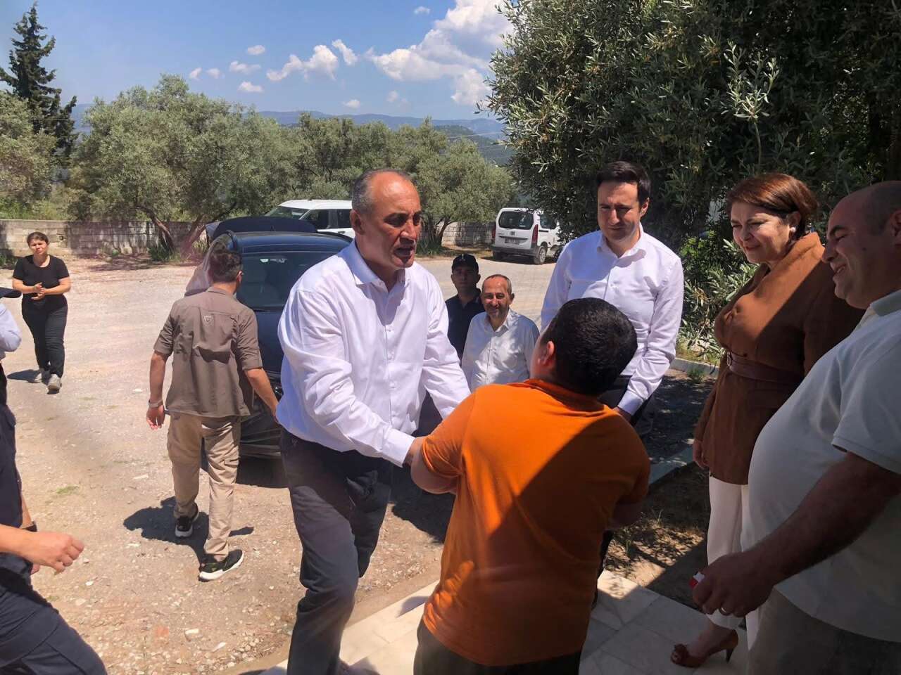 Yatağan’da Kırsal Mahalle Ziyaretleri Yeniden Başladı: Kaymakam İlhan Sahada 3
